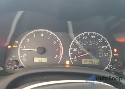 2013 Toyota Corolla Base z USA, uszkodzony, nr VIN 5YFBU4EEXDP157832